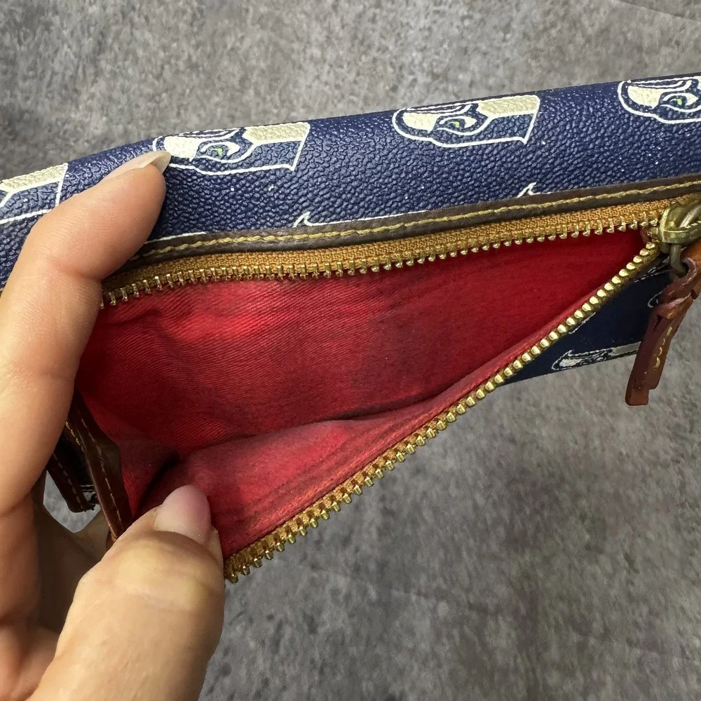 Dooney & Bourke dooney bourke